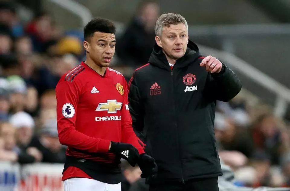 同时维持了 同时维持了