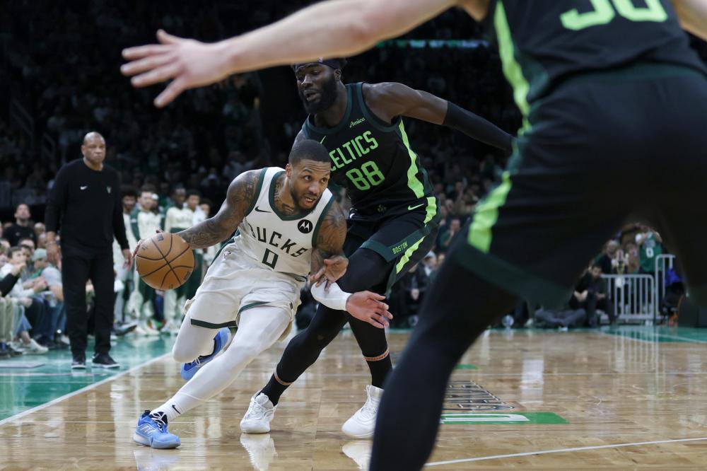 背后都是故 背后都是故