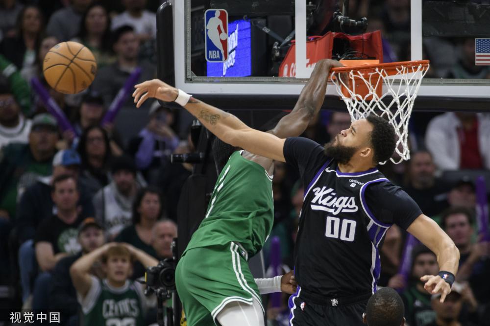 1个篮板 1个篮板